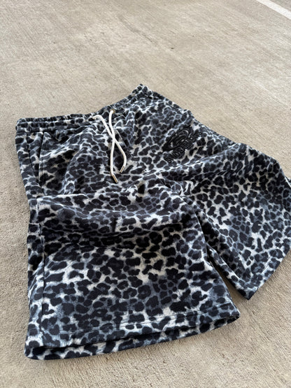 (Pre-Order) GhostCat Gray 3/4 Shorts